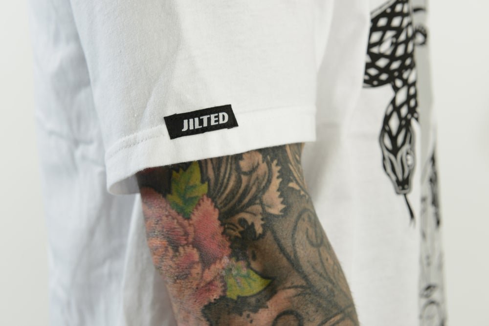Image of MEDUSA TEE (WHITE)