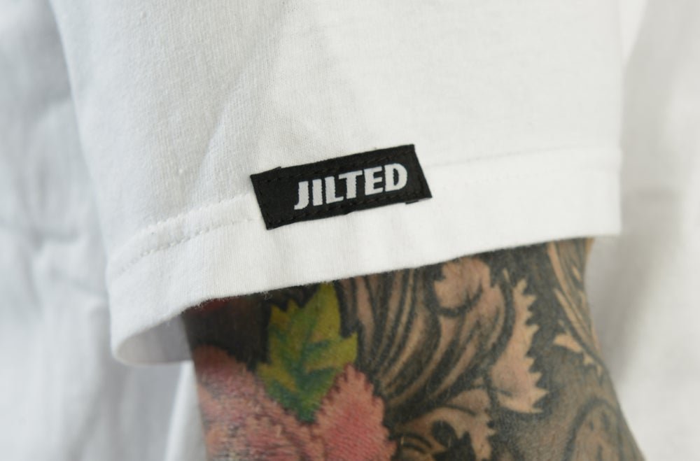 Image of SCALES OF LIFE POCKET TEE