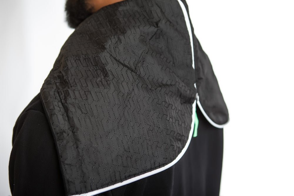 Image of MONO BLACKOUT HOODED CREWNECK